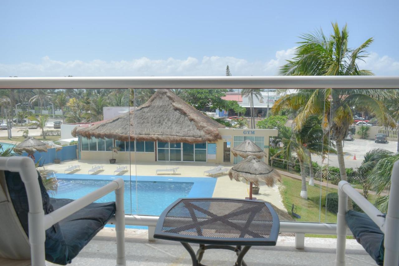 Luxury Caribbean Condos By Salvia Cancun Beachfront Екстериор снимка