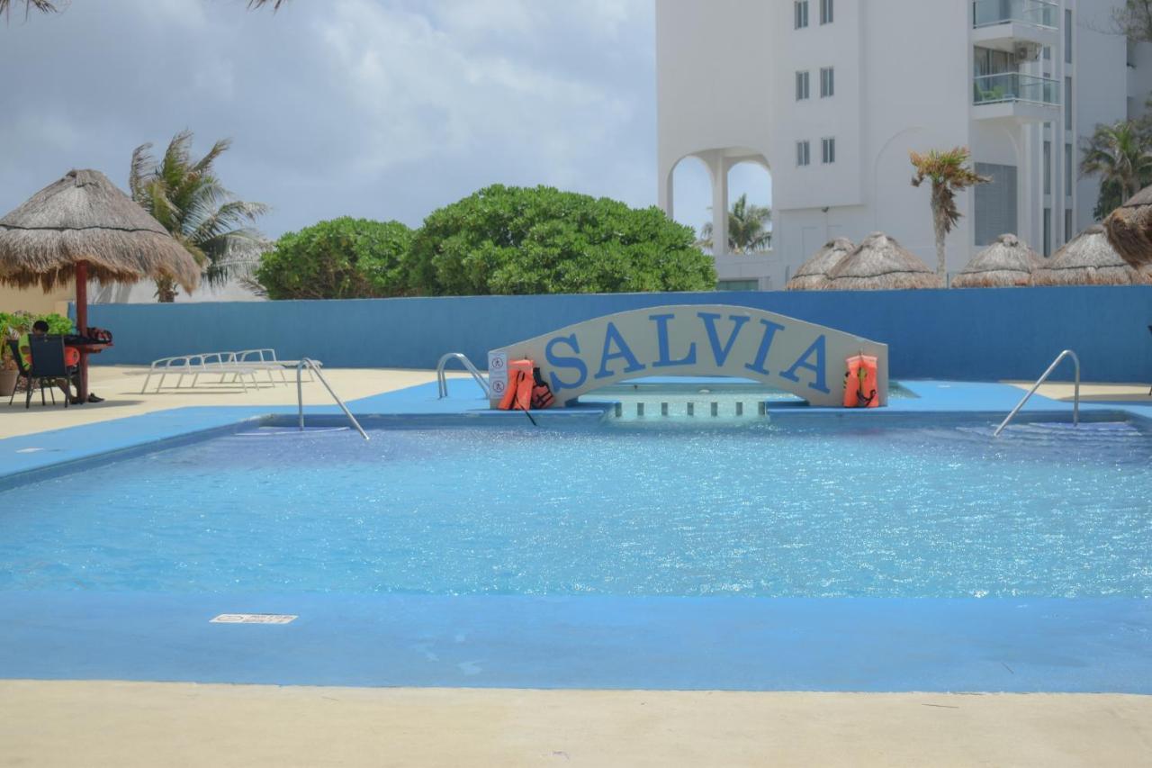 Luxury Caribbean Condos By Salvia Cancun Beachfront Екстериор снимка