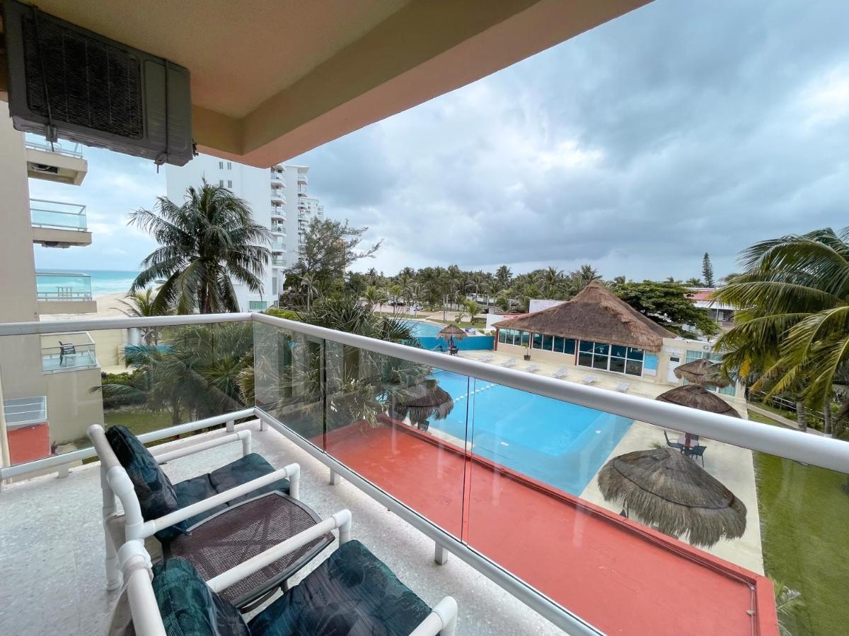 Luxury Caribbean Condos By Salvia Cancun Beachfront Екстериор снимка