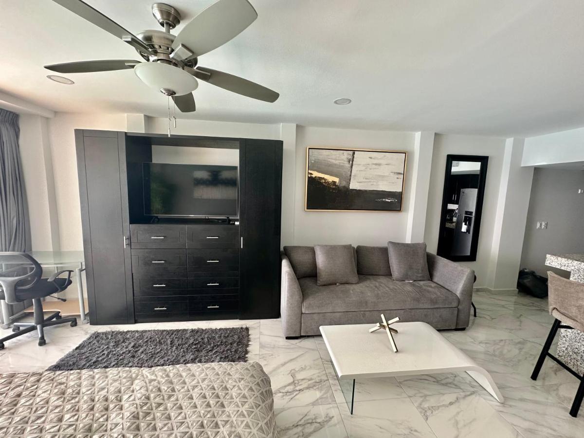 Luxury Caribbean Condos By Salvia Cancun Beachfront Екстериор снимка