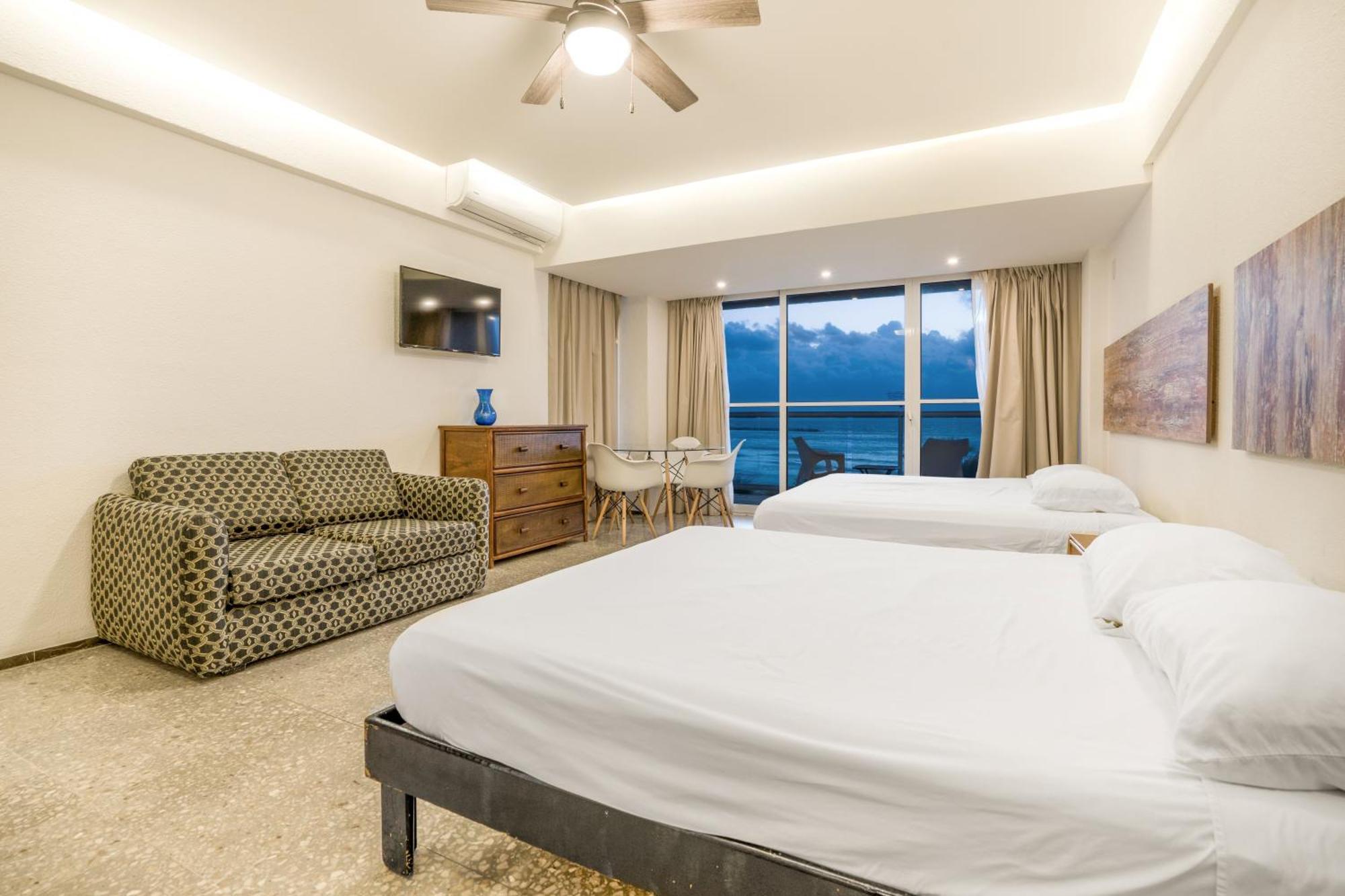 Luxury Caribbean Condos By Salvia Cancun Beachfront Екстериор снимка